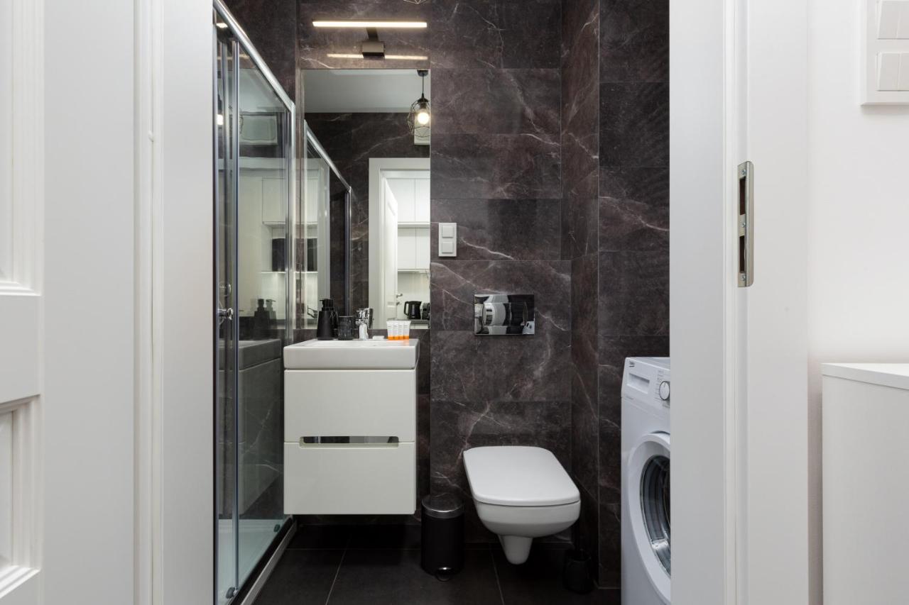 Elegancki Apartment Z Parkingiem By Noclegi Renters Varşovia Exterior foto